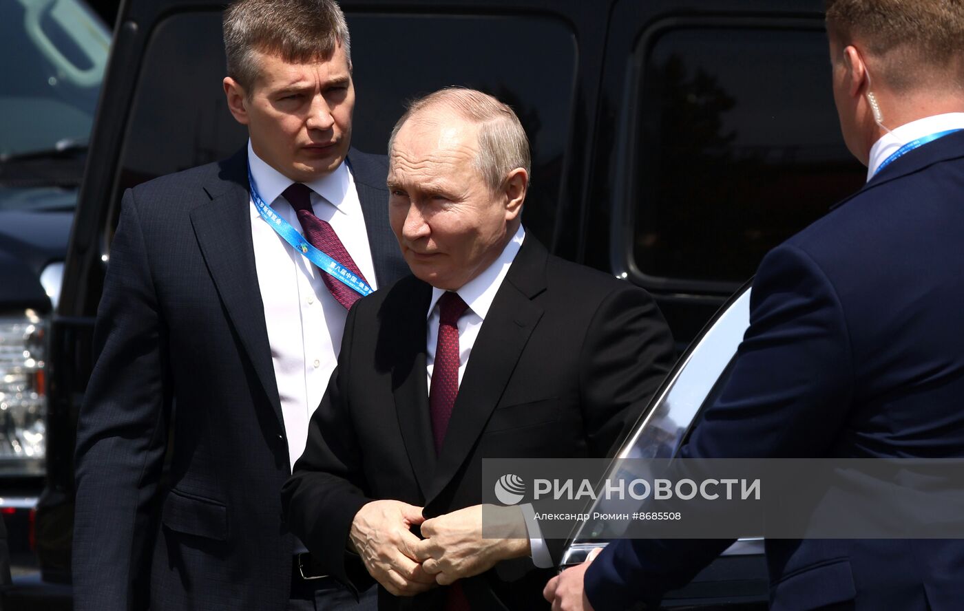 Государственный визит президента Владимира Путина в Китай. День второй