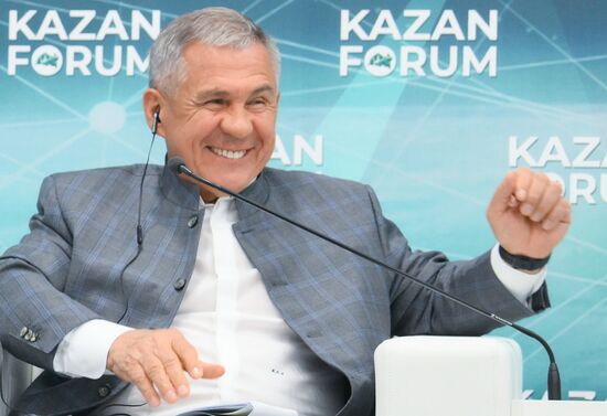 KAZANFORUM 2024. Развитие международных МТК, проходящих через страны Азии и Ближнего Востока 