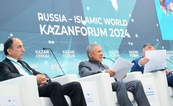 KAZANFORUM 2024. Развитие международных МТК, проходящих через страны Азии и Ближнего Востока 