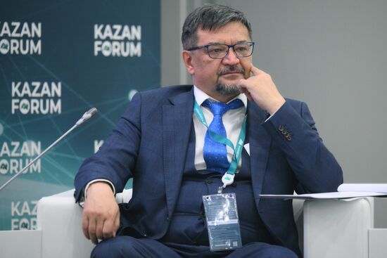 KAZANFORUM 2024. Особенности и алгоритмы выхода российского малого бизнеса на рынок стран Исламского мира