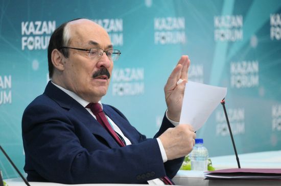 KAZANFORUM 2024. Актуальные вопросы развития сотрудничества России со странами Исламского мира в области науки и высшего образования в условиях многополярного миропорядка.