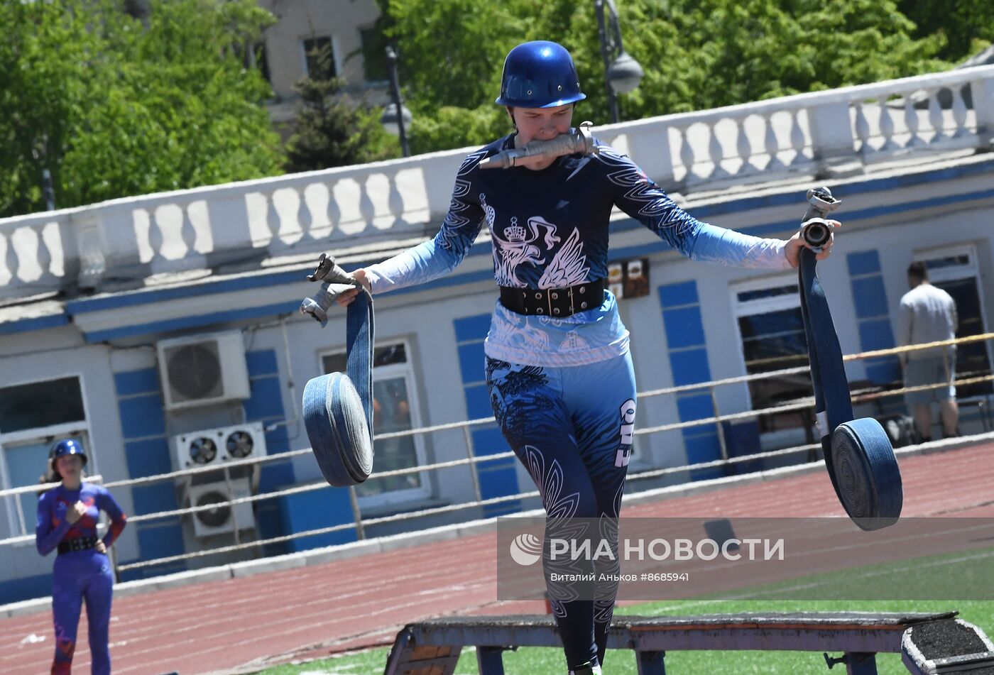 Соревнования по пожарно-спасательному спорту во Владивостоке