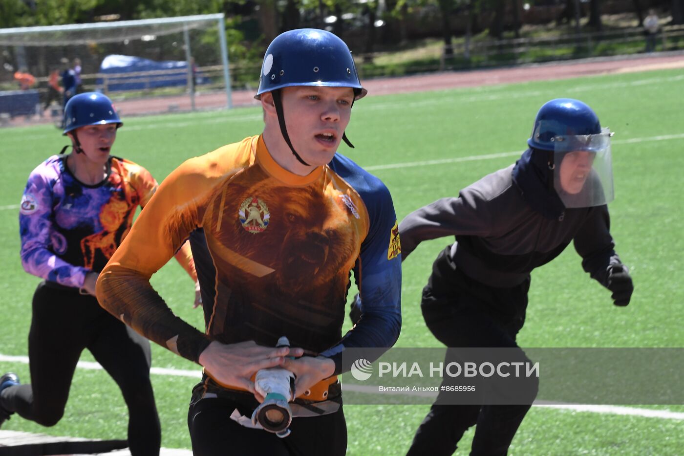 Соревнования по пожарно-спасательному спорту во Владивостоке