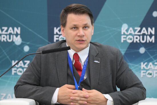 KAZANFORUM 2024. Международная кооперация - дискуссия технопарков и инновационных кластеров стран ОИС