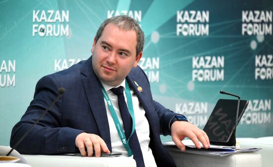 KAZANFORUM 2024. Коридор Север-Юг: новая концепция. Быстрый выход на премиальные рынки Востока, Африки, Азии и Индии