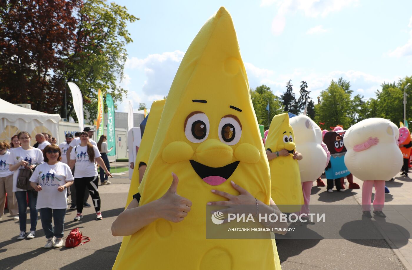 Выставка "Россия". Разминка с Алексеем Ягудиным и Яной Егорян