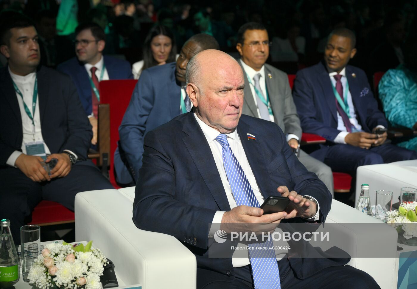 KAZANFORUM 2024. Пленарное заседание XV Международного экономического форума "Финансовая и логистическая инфраструктура России и стран ОИС"