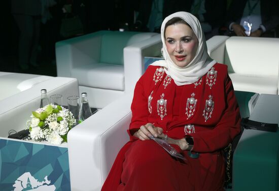 KAZANFORUM 2024. Пленарное заседание XV Международного экономического форума "Финансовая и логистическая инфраструктура России и стран ОИС"