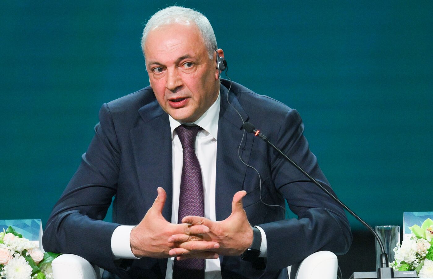 KAZANFORUM 2024. Пленарное заседание XV Международного экономического форума "Финансовая и логистическая инфраструктура России и стран ОИС"