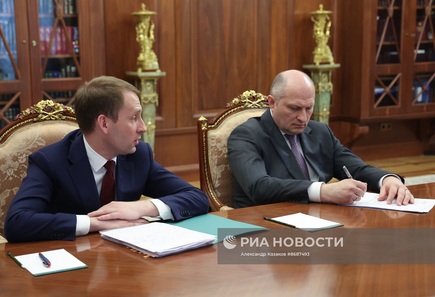 Президент Владимир Путин провел рабочую встречу с Александром Куренковым и Александром Козловым