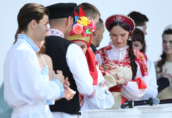 Выставка "Россия". Всероссийский свадебный фестиваль