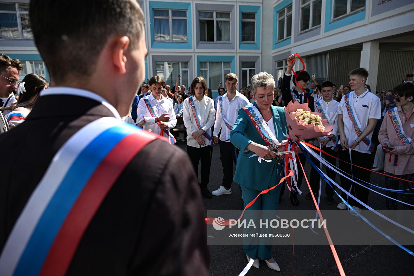 Празднование последнего звонка в Москве