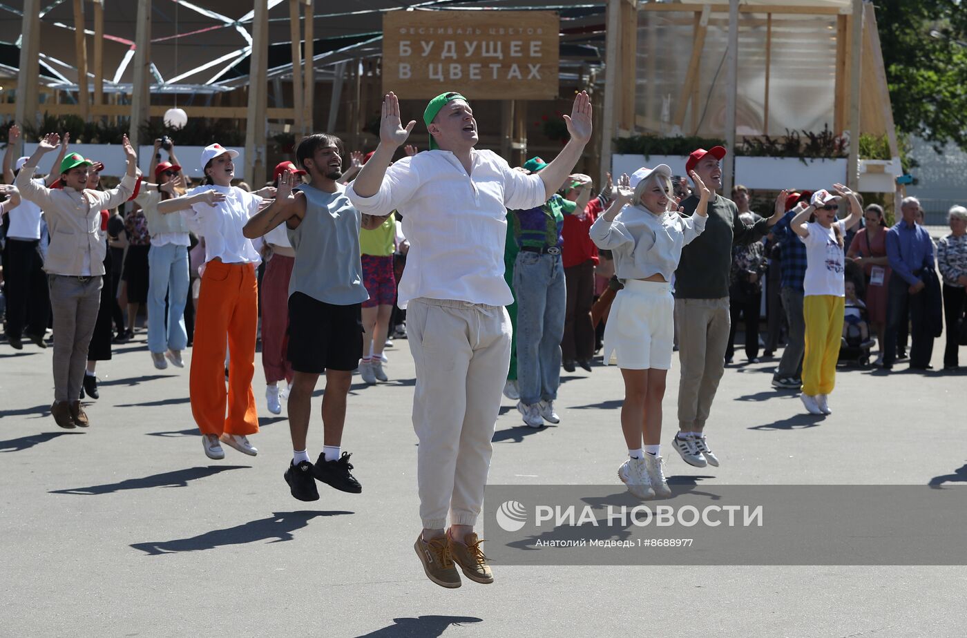 Выставка "Россия". Открытие фестиваля "Будущее в цветах"