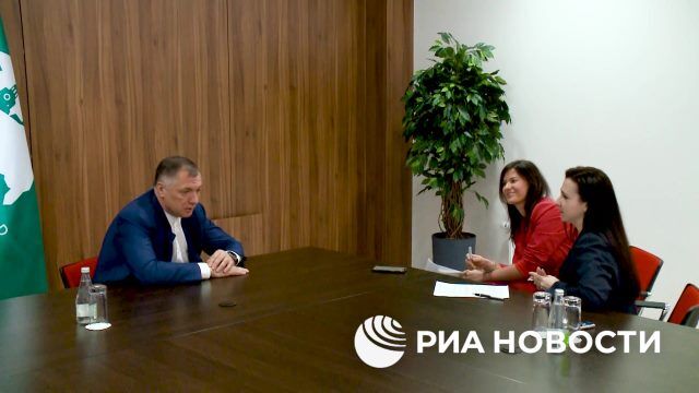 Хуснуллин о трассировке автодороги "Джубга-Сочи"