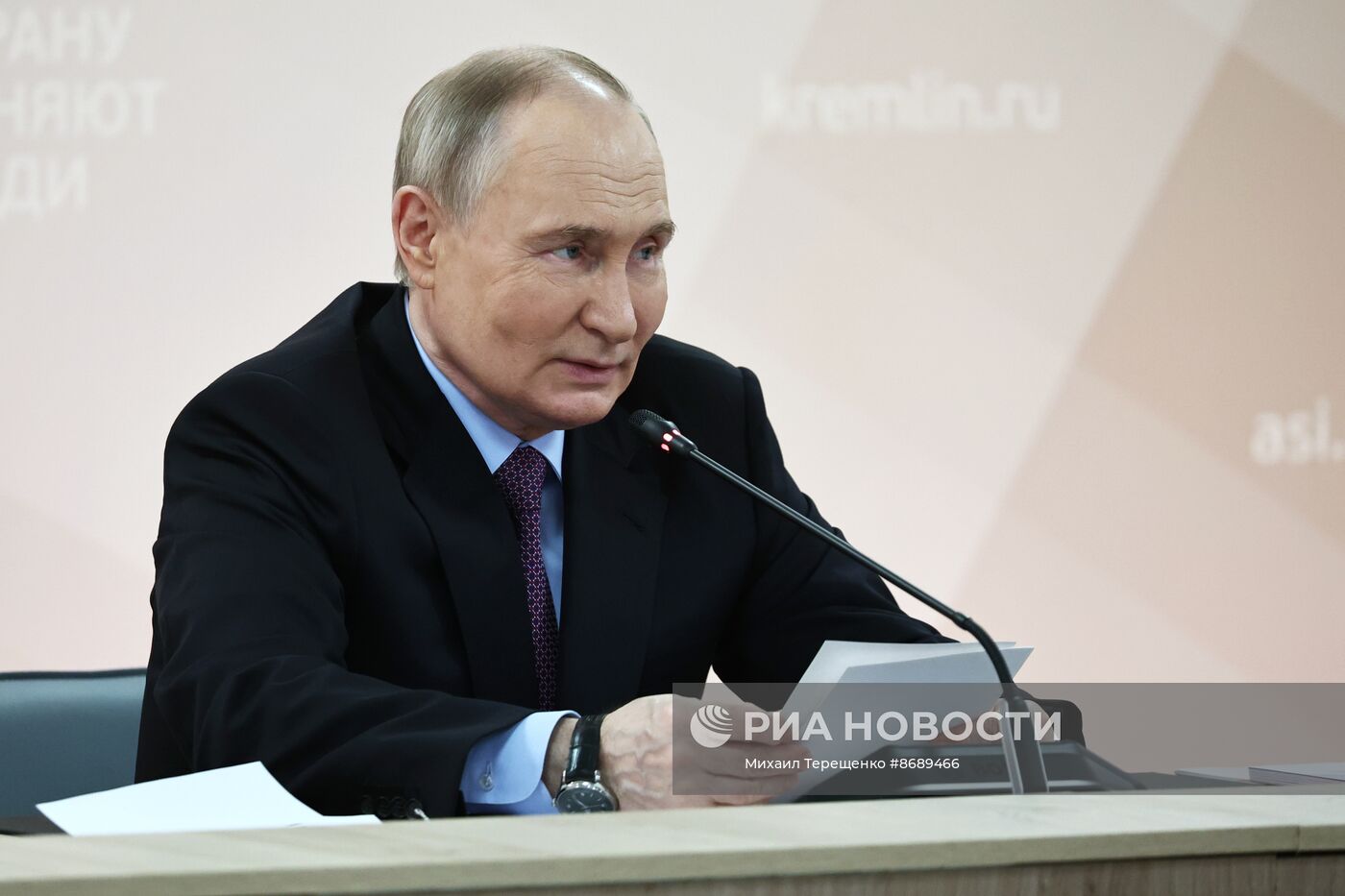 Президент Владимир Путин провел заседание наблюдательного совета АСИ