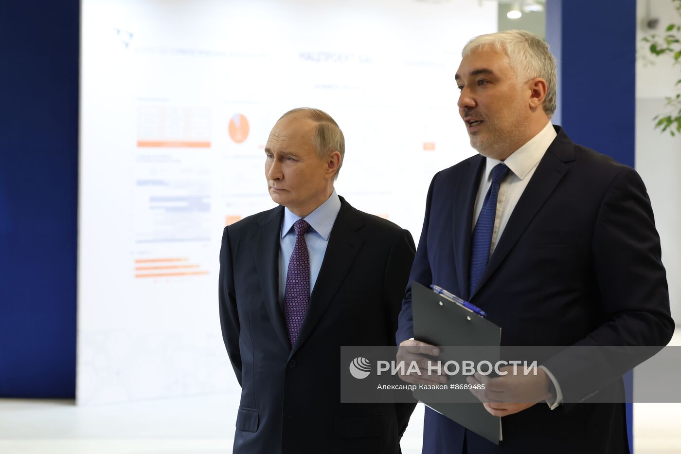 Президент Владимир Путин провел заседание наблюдательного совета АСИ