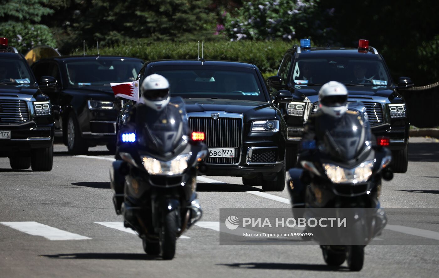 Президент Владимир Путин встретился с королем Бахрейна Хамадом Бен Исой Аль Халифой