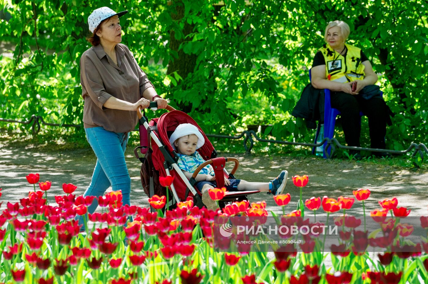 Фестиваль тюльпанов в Санкт-Петербурге