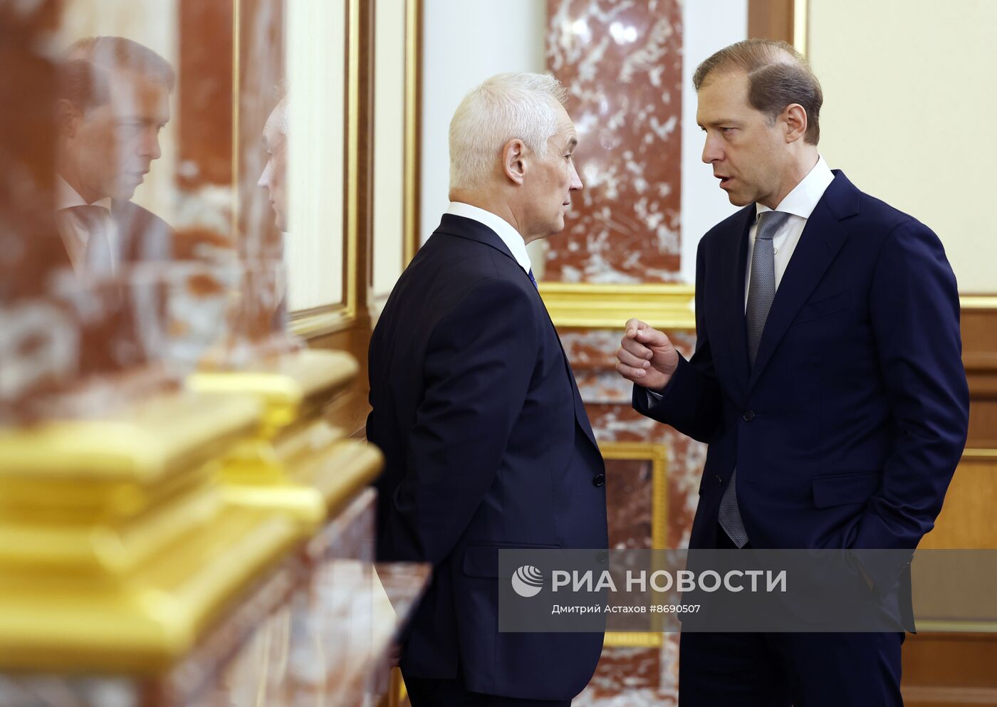 Премьер-министр Михаил Мишустин провел заседание правительства РФ