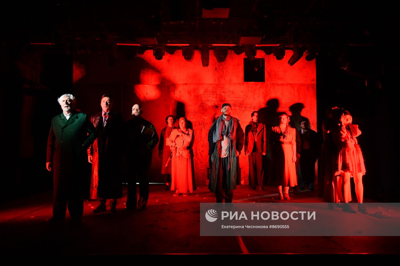 Спектакль "Поезд жизни" в театре "Шалом"