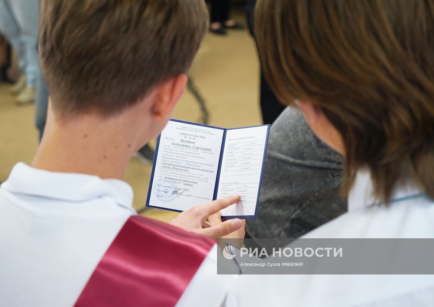 Выпускной в Мариупольской школе искусств