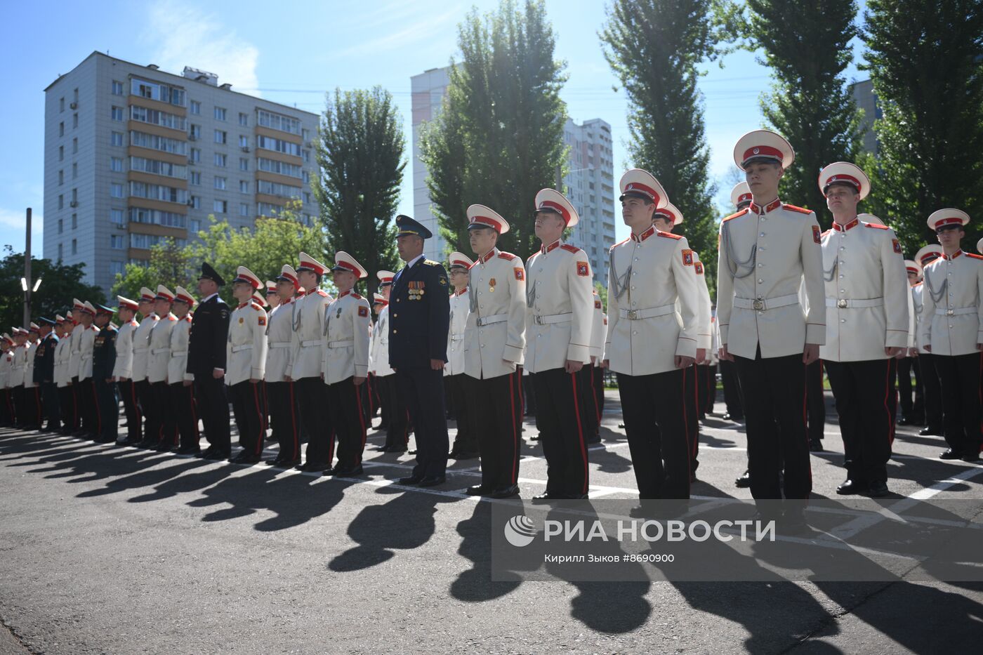 Последний звонок в городах России