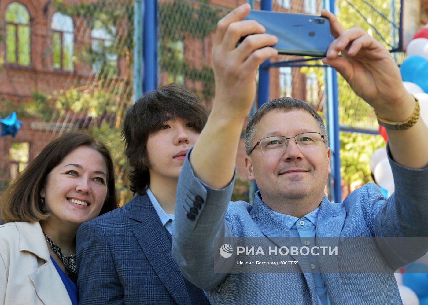 Последний звонок в городах России