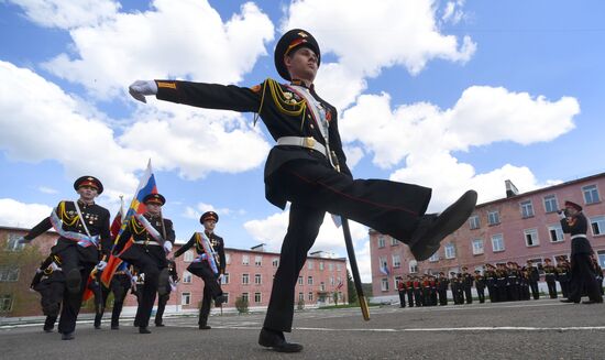 Последний звонок в городах России