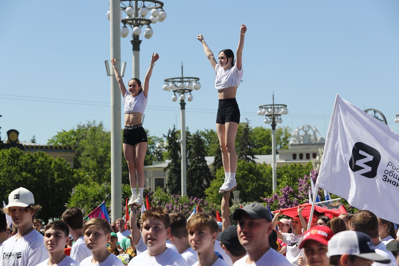 Выставка "Россия". Спортивное шествие, посвященное 105-летию первого парада на Красной площади