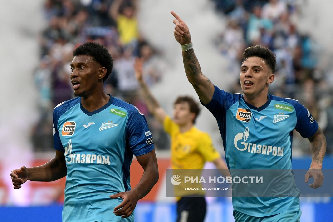 Футбол. РПЛ. Матч "Зенит" - "Ростов"