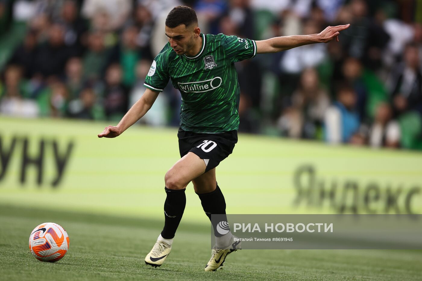 Футбол. РПЛ. Матч "Краснодар" - "Динамо"