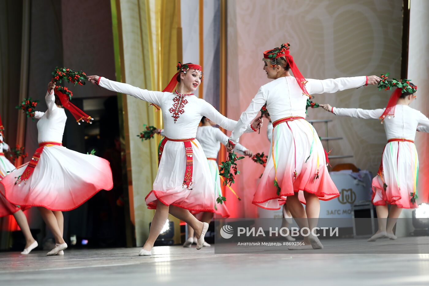 Выставка "Россия". Национальный праздник "Пеледыш пайрем"