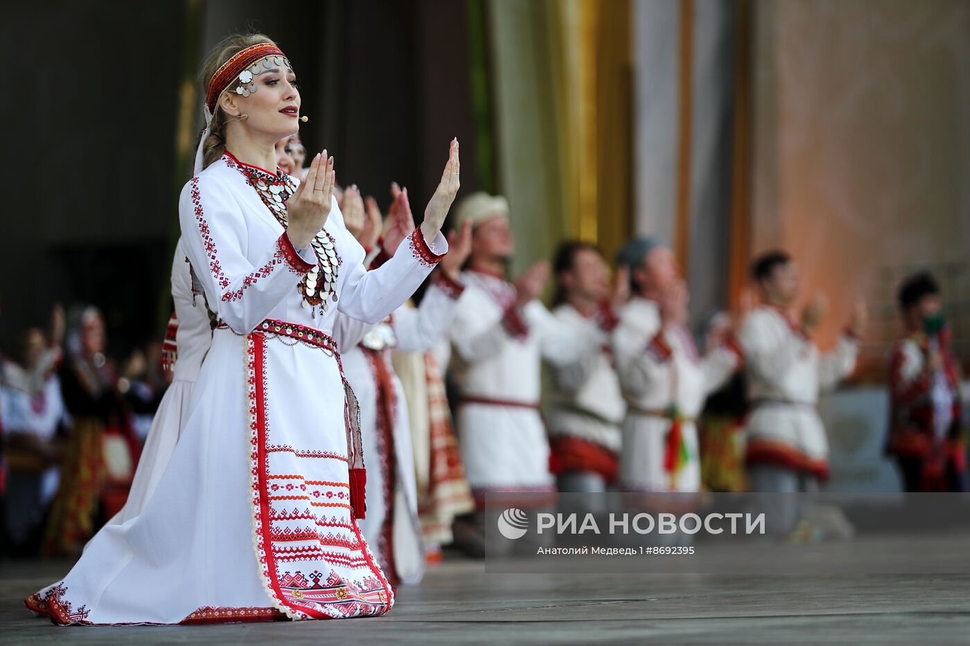 Выставка "Россия". Национальный праздник "Пеледыш пайрем"