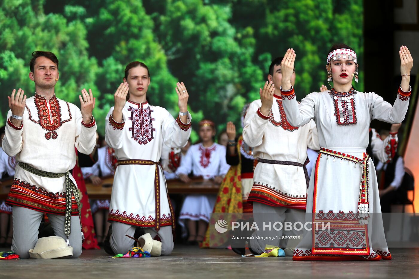 Выставка "Россия". Национальный праздник "Пеледыш пайрем"