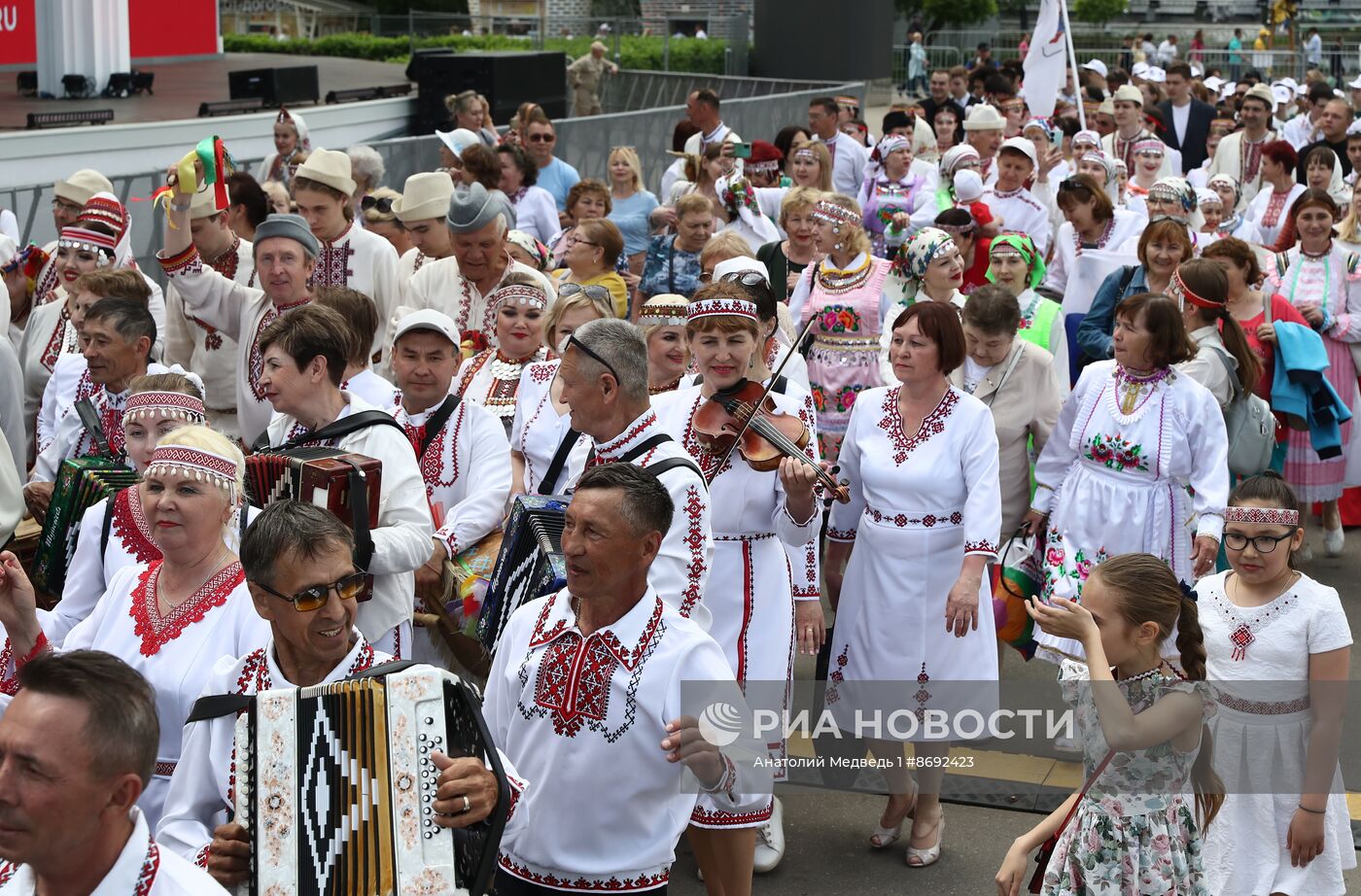 Выставка "Россия". Национальный праздник "Пеледыш пайрем"