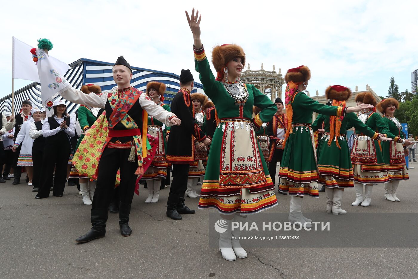 Выставка "Россия". Национальный праздник "Пеледыш пайрем"