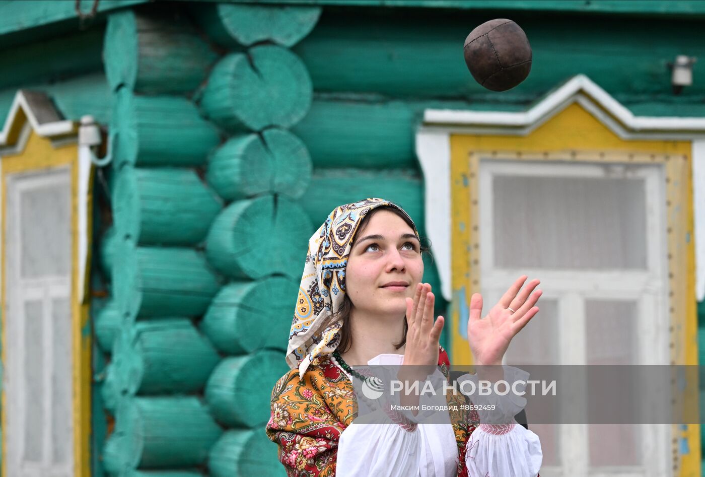 Русский народный праздник "Каравон"