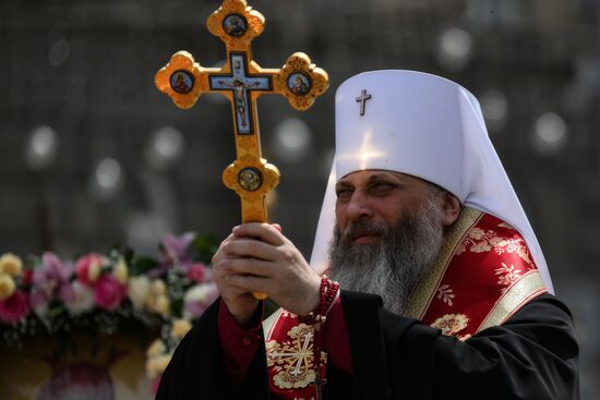 Крестный ход в честь Дня славянской письменности и культуры в Новосибирске