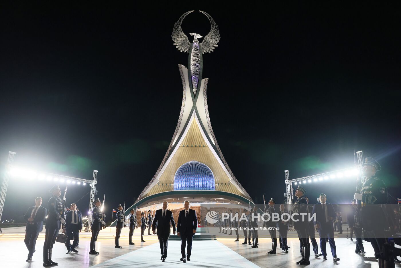 Рабочий визит президента Владимира Путина в Узбекистан