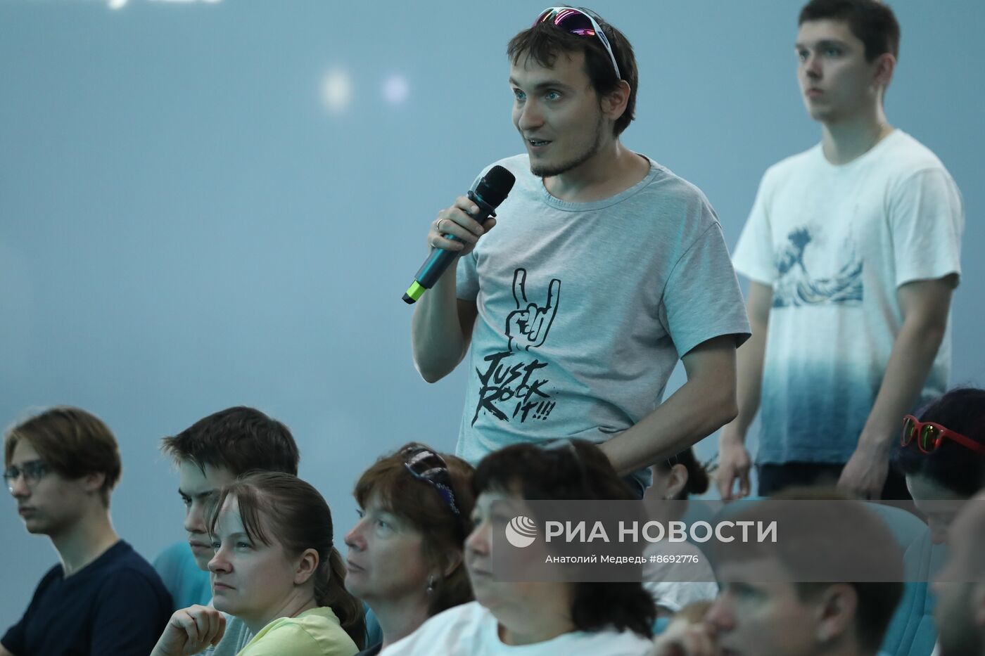 Выставка "Россия". Научная битва Science Slam "Химия будущего"