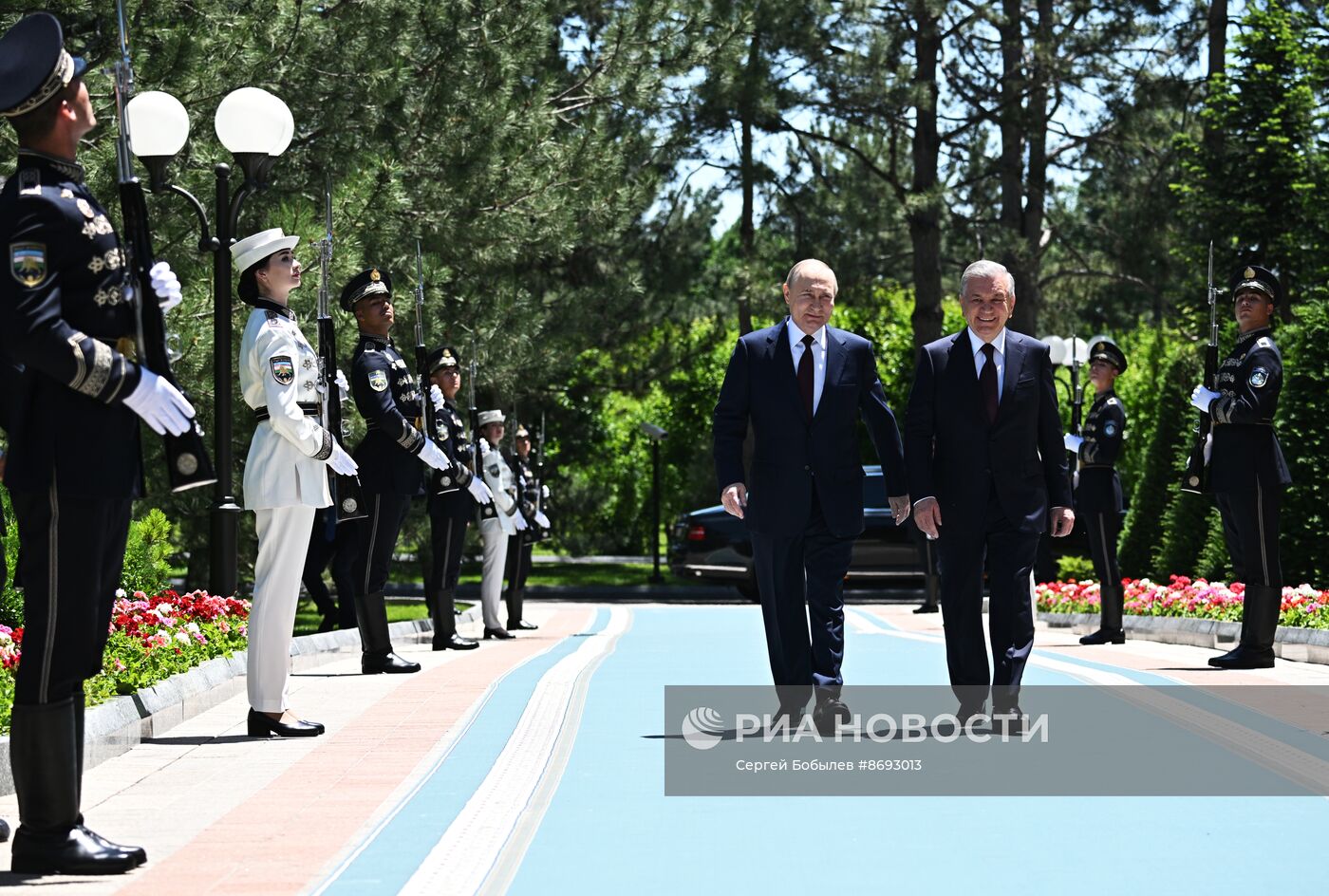 Рабочий визит президента Владимира Путина в Узбекистан. День второй