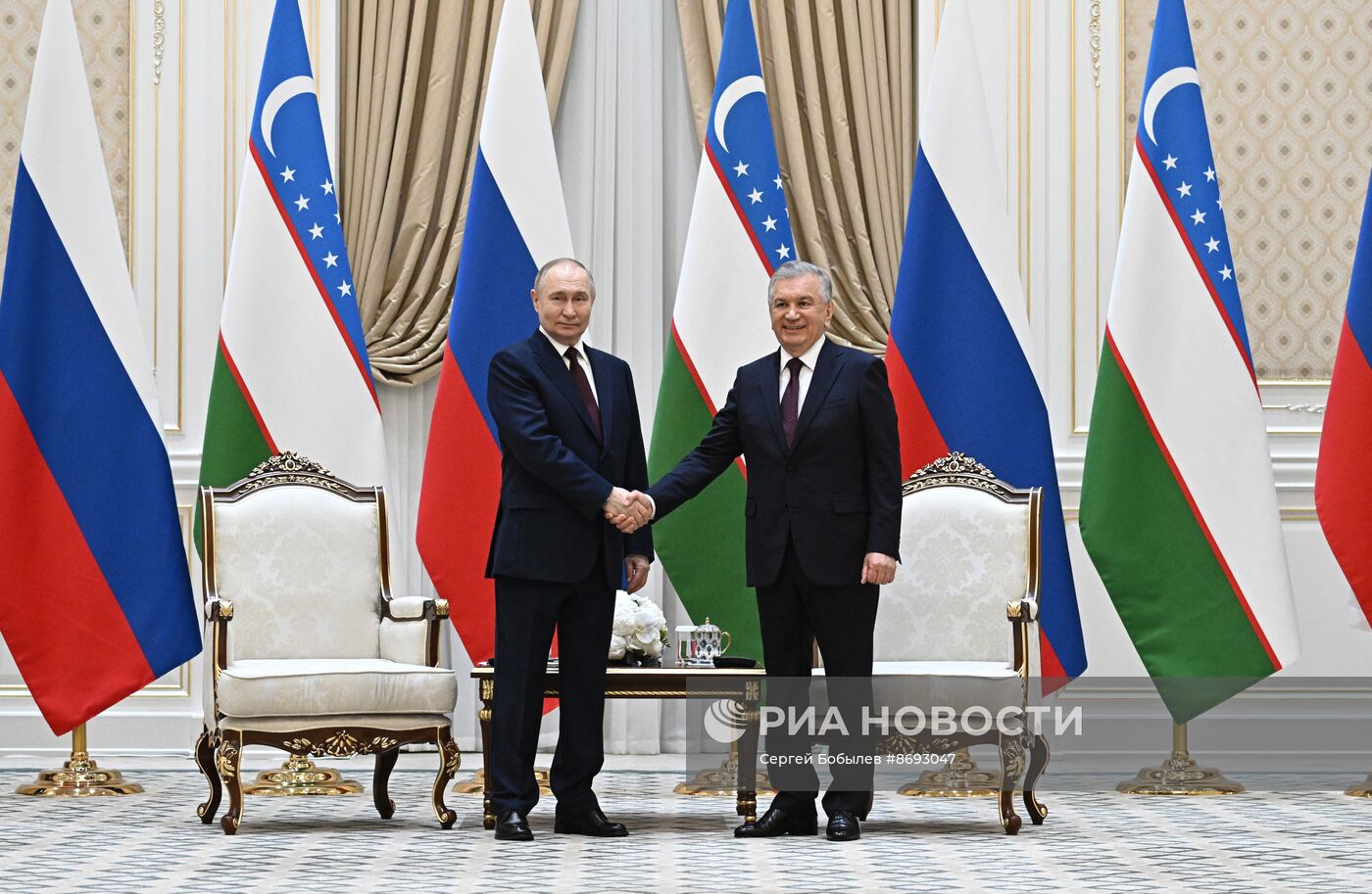 Рабочий визит президента Владимира Путина в Узбекистан. День второй