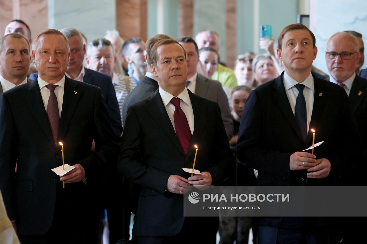 Рабочая поездка заместителя председателя Совбеза РФ Д. Медведева в Северо-Западный федеральный округ
