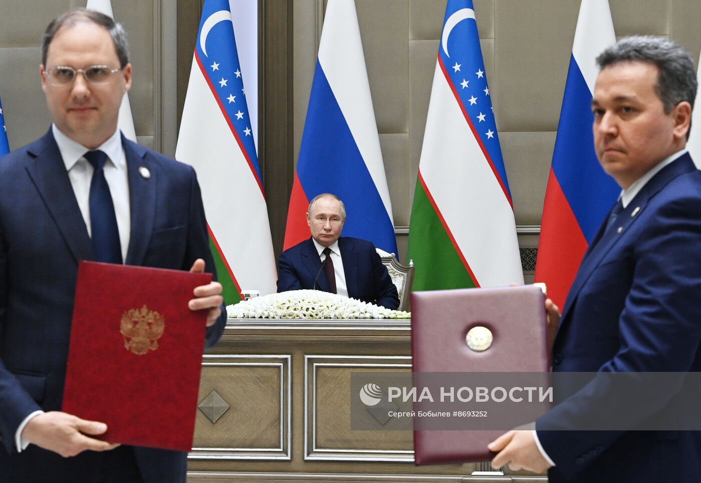 Рабочий визит президента Владимира Путина в Узбекистан. День второй