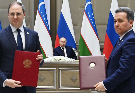 Рабочий визит президента Владимира Путина в Узбекистан. День второй