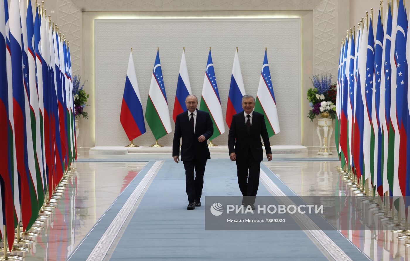 Рабочий визит президента Владимира Путина в Узбекистан. День второй