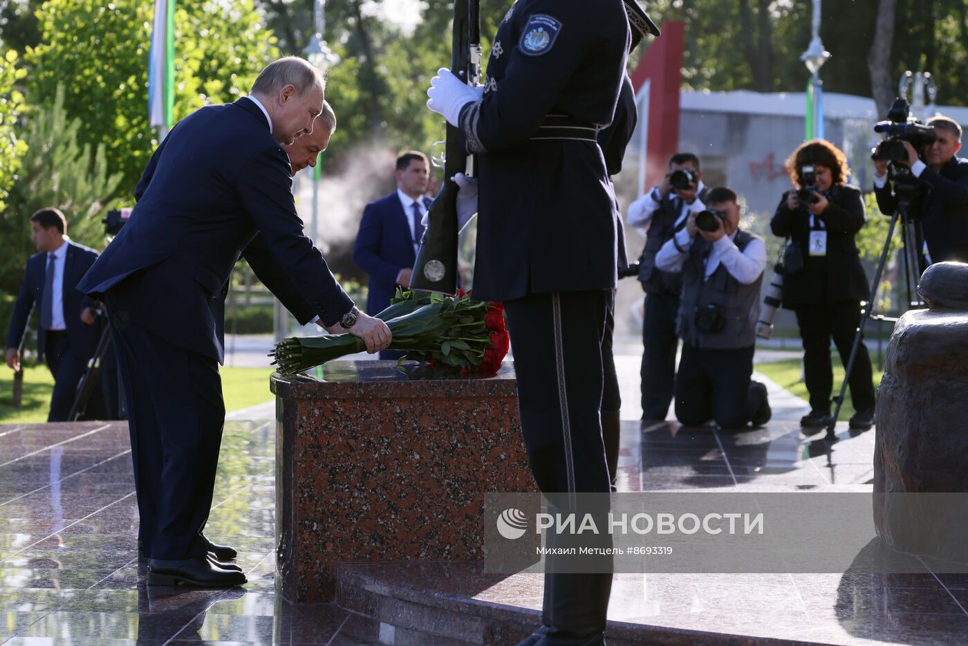 Рабочий визит президента Владимира Путина в Узбекистан. День второй