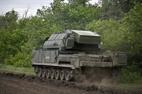 Боевое дежурство ЗРК "Тор-М2" ЦВО в зоне спецоперации