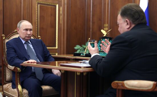 Президент Владимир Путин встретился с главой Ингушетии М. Калиматовым