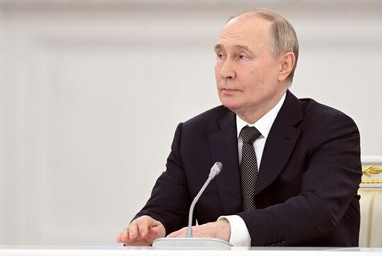 Президент Владимир Путин провел расширенное заседание Совета по стратегическому развитию и нацпроектам и комиссий Госсовета РФ